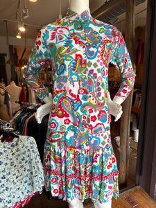 Style 3200 Mid Length Retro Print