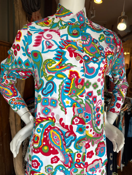 Style 3200 Mid Length Retro Print