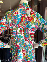Style 3200 Mid Length Retro Print