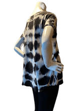 #240 Cap Sleeve Linen Top: Black/ White